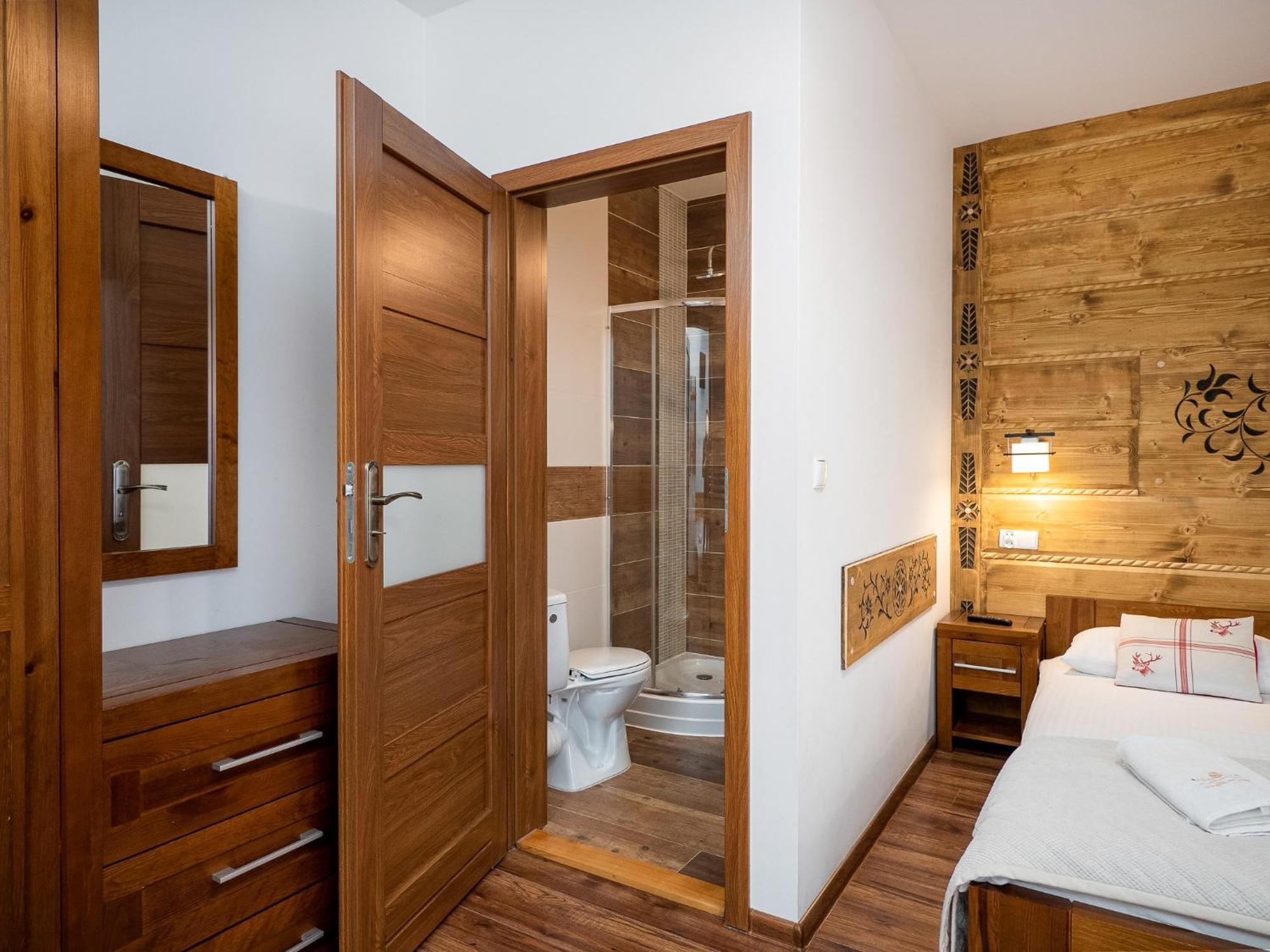 Willa Pod Reglami Male Ciche Sauna & Jacuzzi Ciche Małe Exterior foto